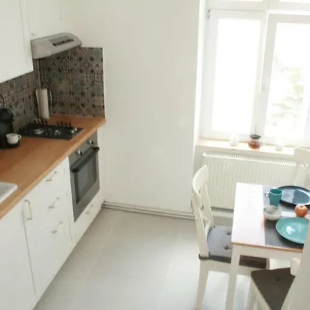 Enjoy Apartment *